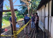 Polisi memasang garis di sekitar lokasi kejadian