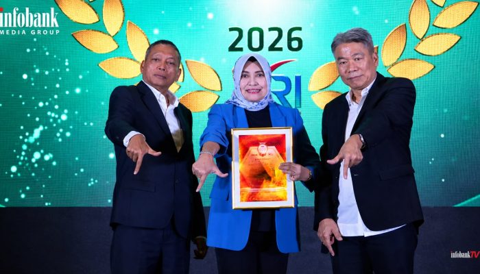 Bank Kalsel Borong 10 Penghargaan Layanan Perbankan Nasional