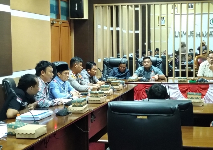 RDP nelayan Batulicin dan SPBU soal BBM subsidi di DPRD Tanah Bumbu