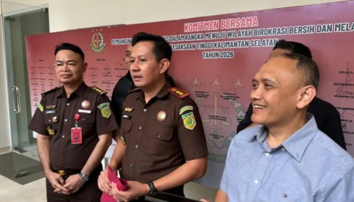 Kejati Kalsel Geledah Dinas ESDM, Kejari Tabalong Tetapkan ASN Evaluator IUP sebagai Tersangka