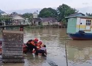 Tim SAR evakuasi korban tenggelam di Sungai Danau Tanah Bumbu.