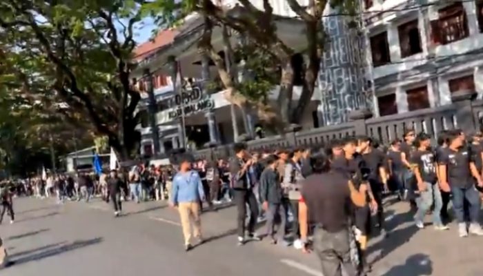 Demo Malang, Mahasiswa Bawa 5 Tuntutan ke DPRD