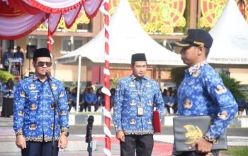 Bupati Pulang Pisau Ahmad Rifa'i memimpin upacara bendera peringatan Hari Lahir Pancasila.