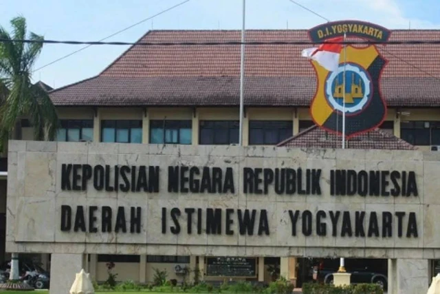 Gedung Polda DIY tempat laporan dugaan malpraktik RSUD Prambanan