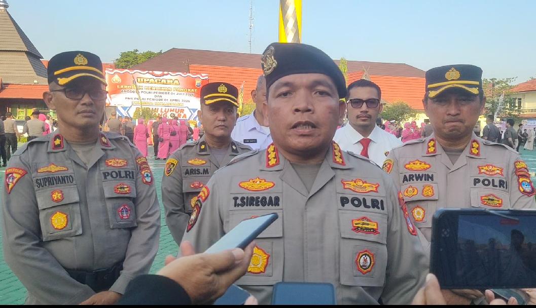 Plh. Kapolresta Banjarmasin Kombes Pol. Timbul R.K. Siregar saat memberikan keterangan kepada wartawan.