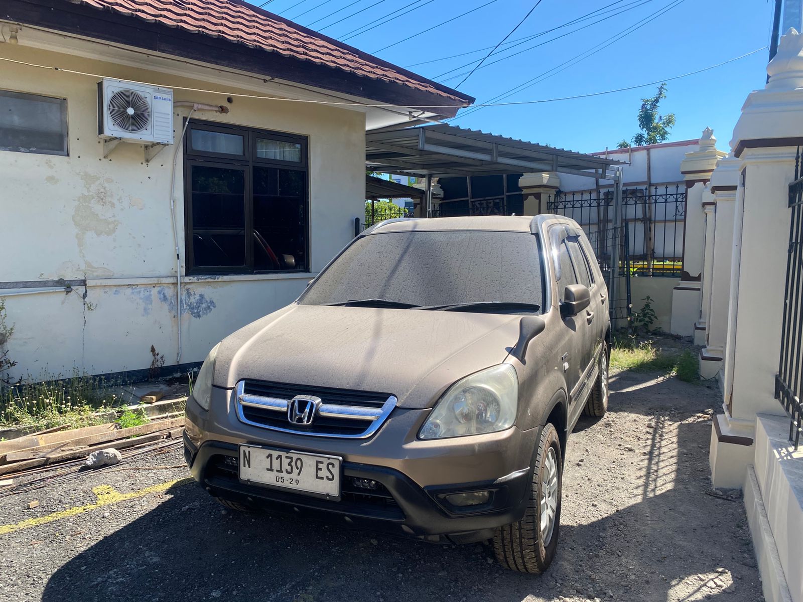 Mobil Honda CR-V yang disita sebagai barang bukti dalam kasus dugaan penipuan dan penggelapan di Polres Bantul.
