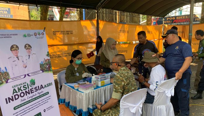 Satpol PP Kotabaru Gelar Gotong Royong, Donor Darah, dan Pasar Murah