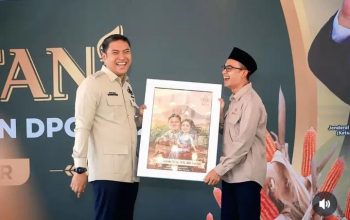 Wamentan Lantik Pengurus DPD HKTI Jawa Timur