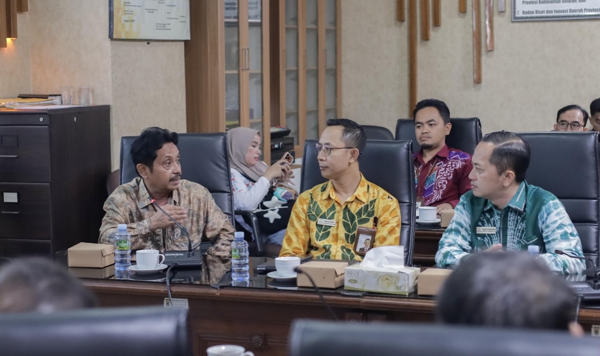Suasana rapat Komisi III DPRD Kalimantan Selatan bersama PT PLN