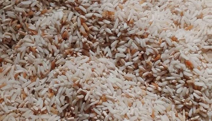Beras Bantuan Dikeluhkan Berkutu, BULOG Kotabaru Siap Ganti Jika Terbukti