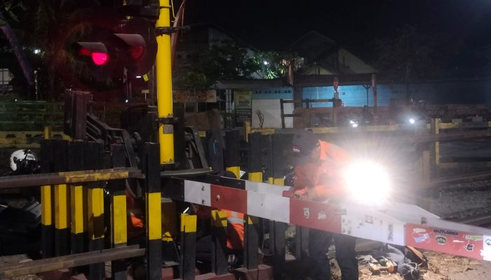 Rusak Palang Pintu Kereta, Pria di Sleman Diamankan Polisi