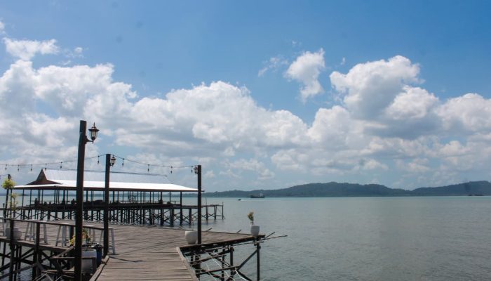 Pemkab Tanah Bumbu Tingkatkan Akses Jalan Wisata Mangrove