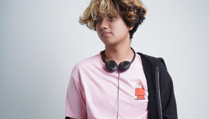 Di Usia 18 Tahun, Reevva Rilis Mini Album Debut “A BAD GOOD PLAN”, Bawa Kisah Cinta yang Mentah dan Jujur