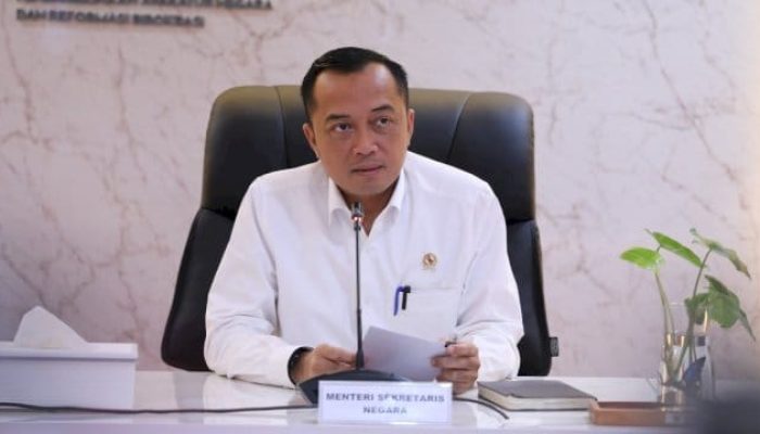 Mensesneg Bantah Haji Isam Ditunjuk Koordinator Penanganan Karhutla