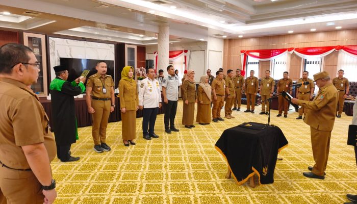 Bupati Kotabaru Lantik Delapan Pejabat, 6 JPT Pratama