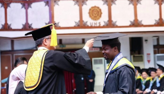 UNS Wisuda 1.082 Mahasiswa, Total Alumni Capai 288.212