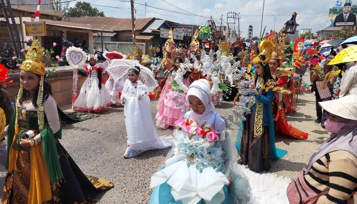 7.000 Peserta Meriahkan Karnaval Budaya Hari Jadi Satui ke-363