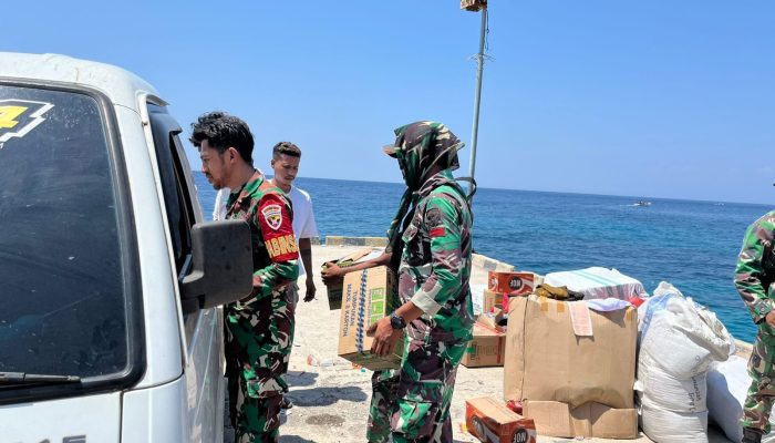 Hari ke-18 Penanganan Gempa NTT, TNI Kirim 1.054 Ton Bantuan