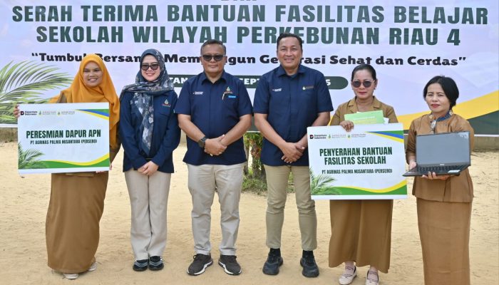 Agrinas Palma Nusantara Luncurkan Program Makan Bergizi dan Salurkan Bantuan Pendidikan di Rokan Hulu