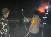 Tim Gabungan Padamkan Karhutla 1,3 Hektare di Banjang HSU