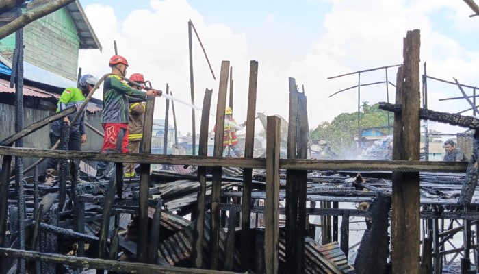 Bedakan di Satui Terbakar, Diduga Akibat Korsleting Listrik
