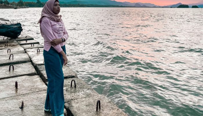 Rindu Tak Berujung, Memet dan Friends Tuangkan Kisah LDR Lewat “Kangen Kamu”