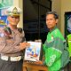 Satlantas Polresta Banjarmasin Gelar Bakti Sosial Bersama Ojol