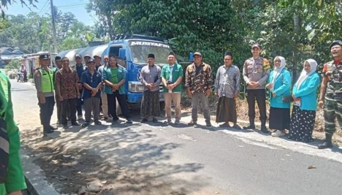 Ansor Salurkan 280 Ribu Liter Air Bersih ke Warga Lereng Merapi