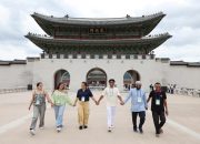 From the War Memorial to Gyeongbokgung Palace, World Youth Discover the “Value of Peace” in Seoul