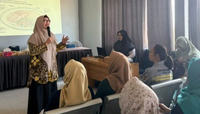 Sekolah Pangan Tanah Bumbu Bekali UMKM dan PKK Satui Olah Ikan
