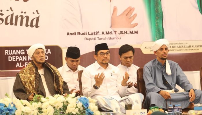 Istighosah di Tanah Bumbu, Bupati Ajak Warga Waspadai Karhutla