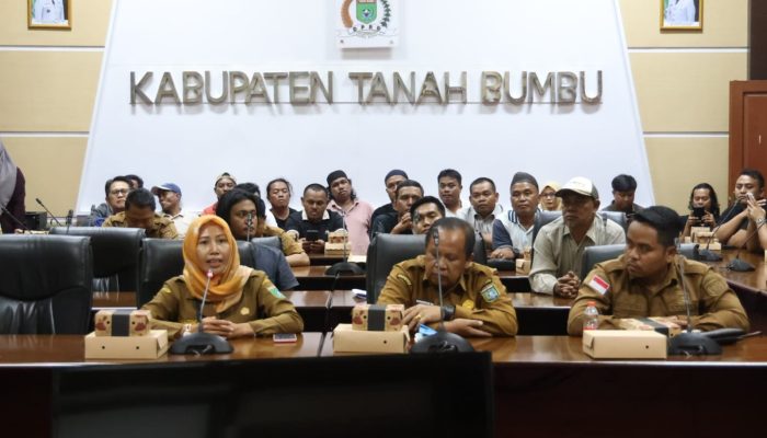Warga Sebamban Baru Minta Kepastian Tapal Batas