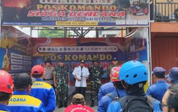 Pemkab HSS Salurkan 5.500 Liter BBM untuk Relawan BPK