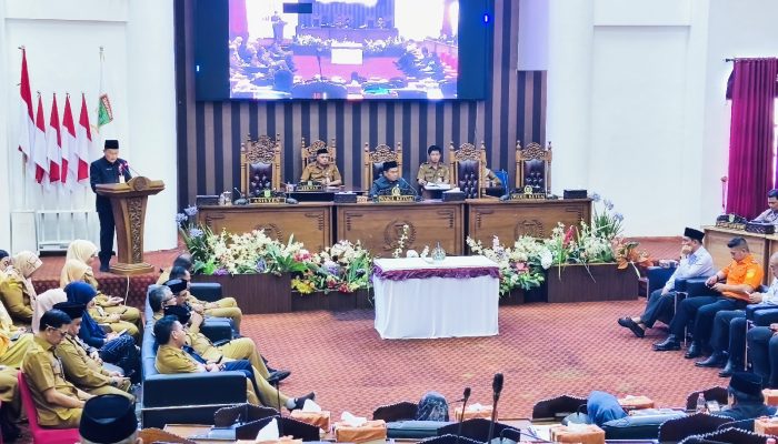 Pemkab Tanah Bumbu Setujui Pembahasan Raperda Kemiskinan dan SDM