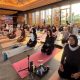 Yoga Berbalut Batik, Grand Mercure Malang Rayakan Hari Batik Nasional