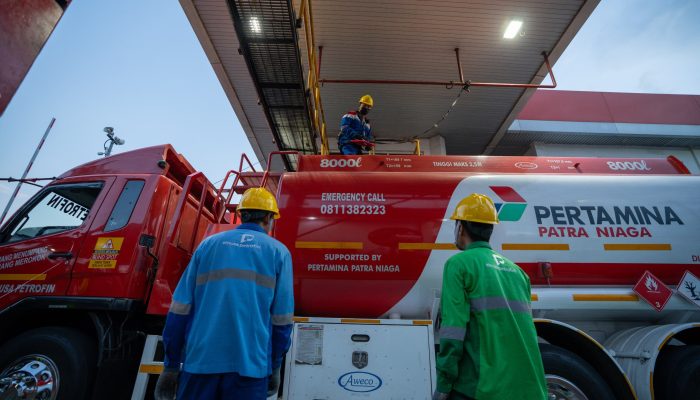 Awak Mobil Tangki dan Operator SPBU Jaga Layanan BBM MotoGP Mandalika