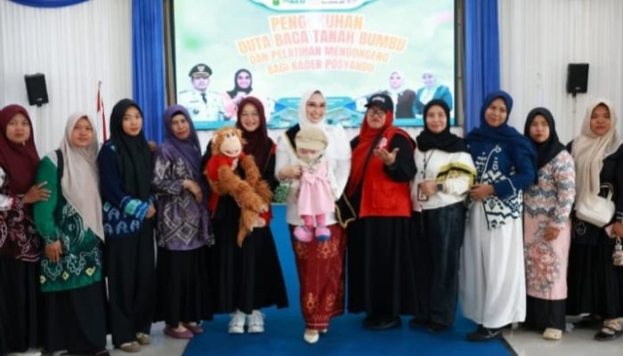 Kader Posyandu Tanah Bumbu Dilatih Mendongeng untuk Edukasi Stunting