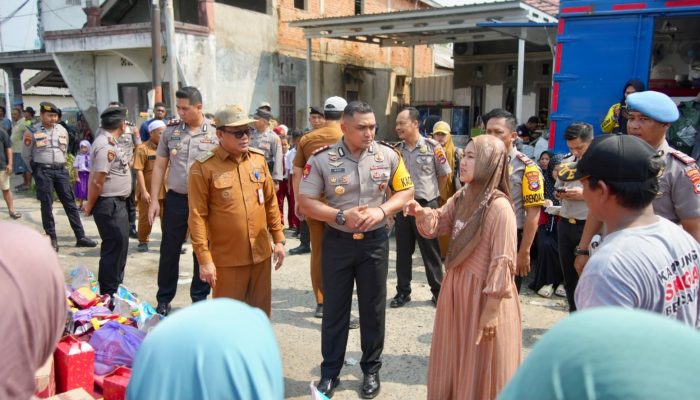 Kapolres Tanah Bumbu Cek Korban Kebakaran di Gang Andalas