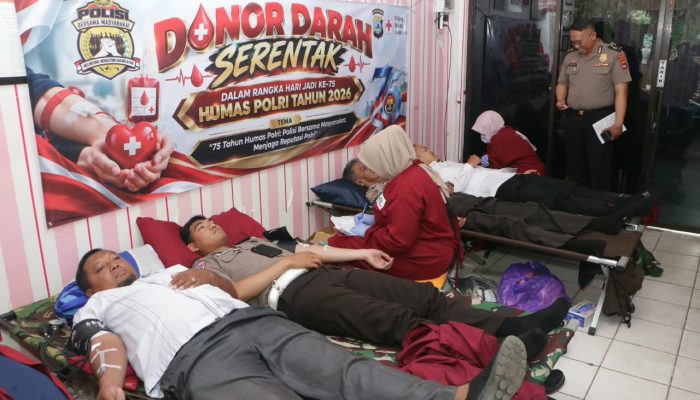 Kapolda Kalsel Dampingi KSAD dan Kepala BNPB Tinjau Penanganan Karhutla